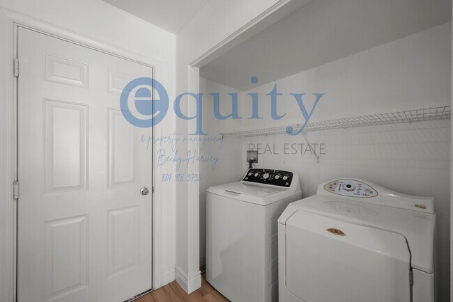 Building Photo - 402 Alfred Dr