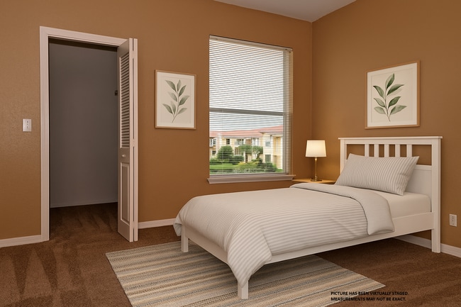 Building Photo - Visconti Condo