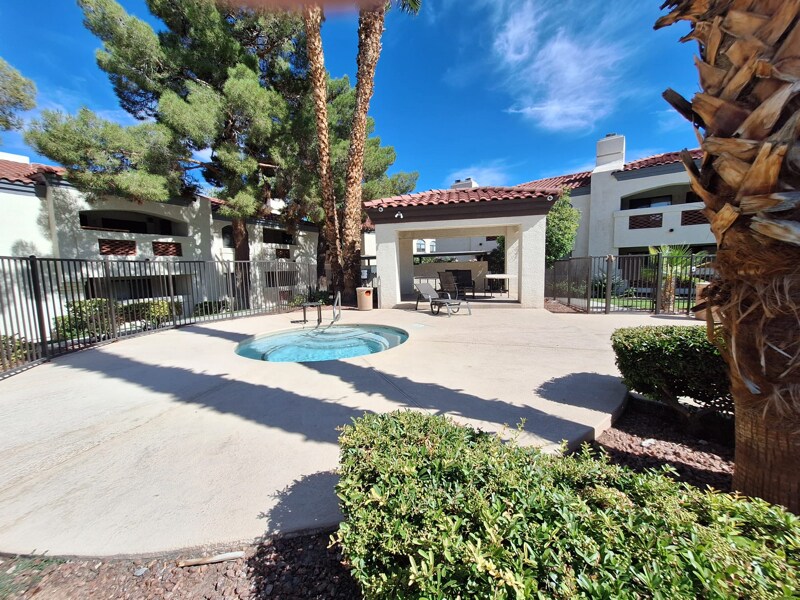 Building Photo - 8455 W Sahara Ave