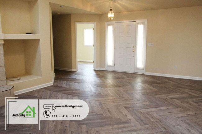 Building Photo - 3032 Stonecrest Pl