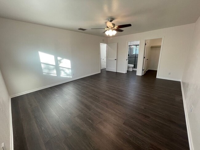 Building Photo - 1306 N 42nd St