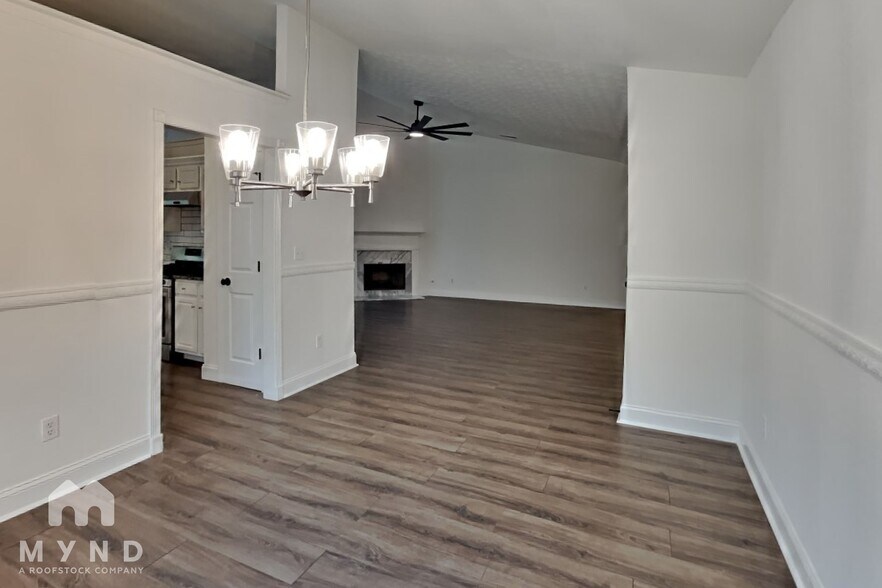Building Photo - 3992 Moore Creek Dr