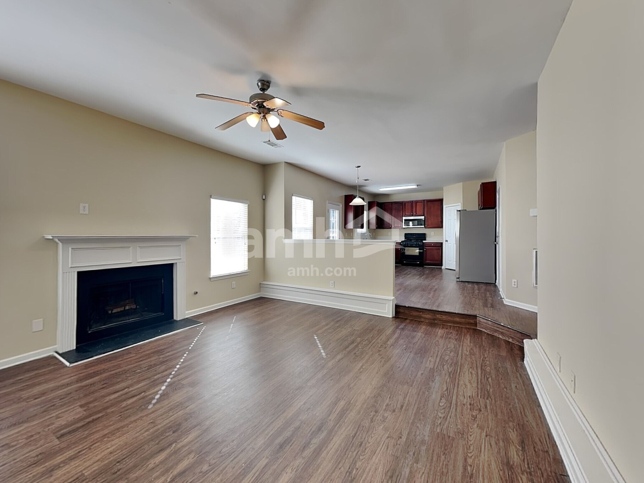 Building Photo - 3511 Umatilla Ln SW