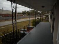 Building Photo - Charming 3-Bedroom, 1 Bathroom Ranch ***RE...