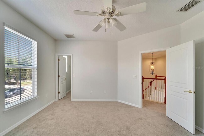 Building Photo - 5604 Skimmer Dr