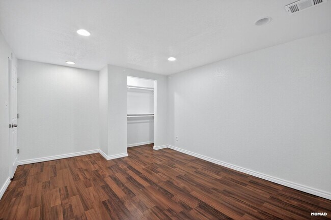 Building Photo - 7882 Elder Cir