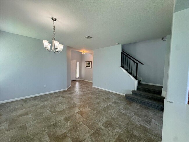 Building Photo - 372 Kingfisher Ln