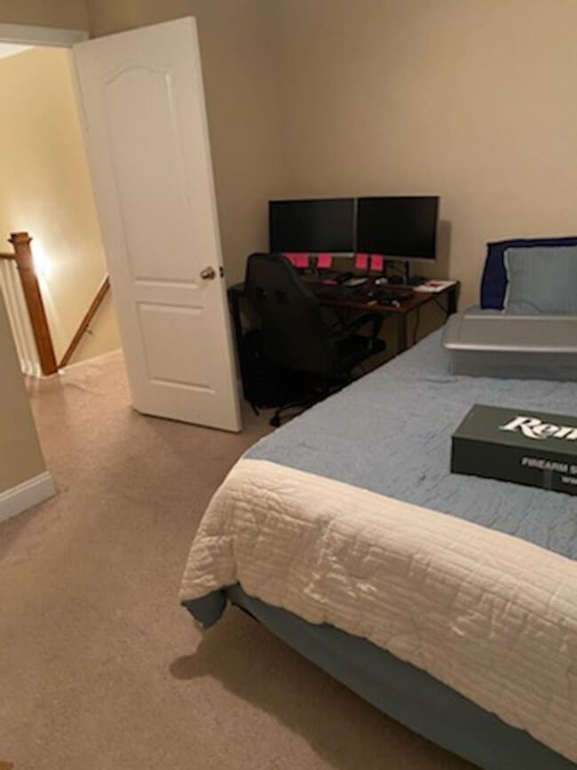 Building Photo - 2 BED/2.5 BATH Townhome in Magnificent Wesley Heights West End District