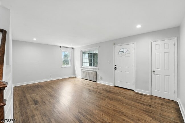Building Photo - 37-06 Ferry Heights