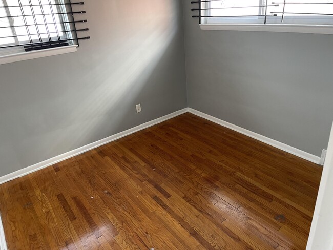 Building Photo - 16127 St Marys St