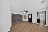 Building Photo - 9858 Sageaspen Ln