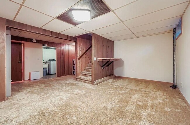 Building Photo - Rare, Must See Rambler in Cottage Grove