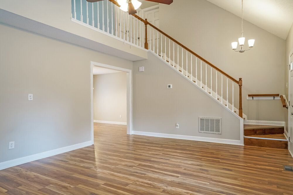 Building Photo - 6133 River Landings Dr