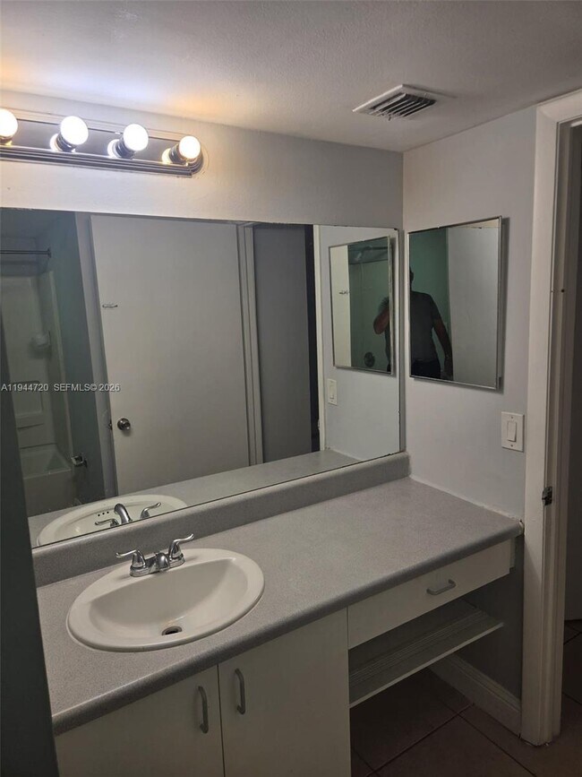 Building Photo - 15201 SW 80th St