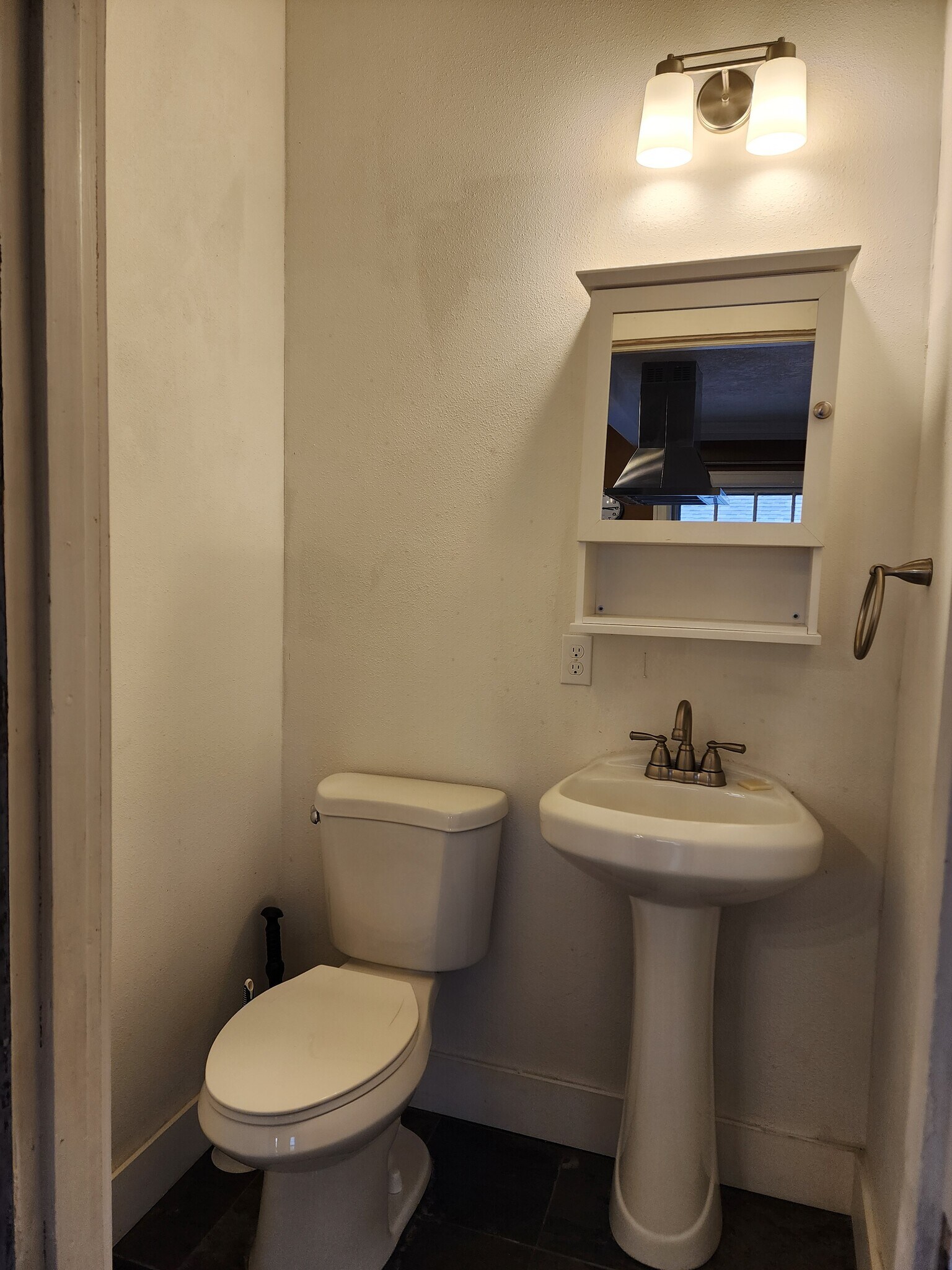 Building Photo - 1804 NE 24th Ave