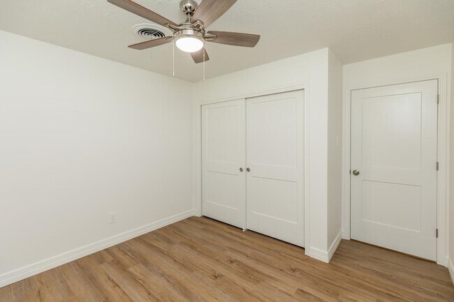 Building Photo - 1212 Irving St