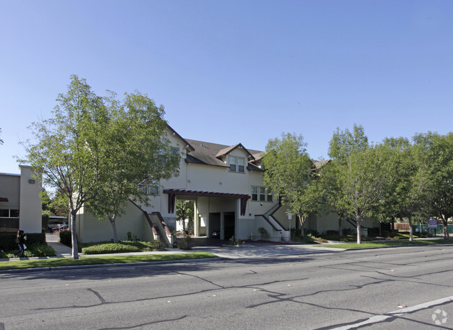 Primary Photo - Stevens Creek Village Apartments