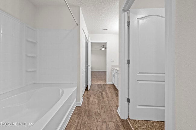Building Photo - 8279 Meadow Walk Ln