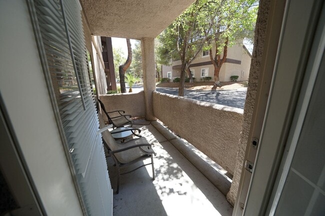 Building Photo - 5250 S Rainbow Blvd