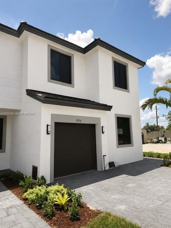 Building Photo - 19116 345 Ter