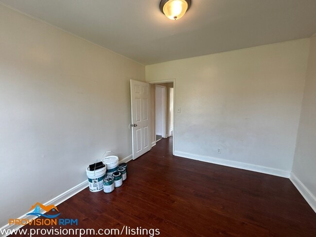 Building Photo - 2924 Yorkway