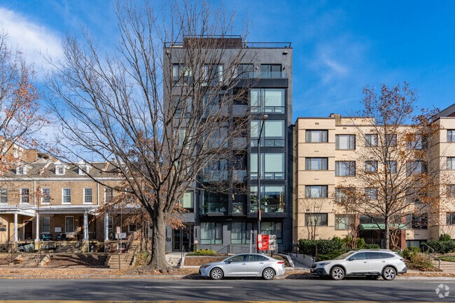 4111 Connecticut Ave - The Claire