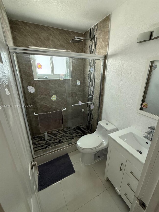 Building Photo - 4242 SW 98th Ave