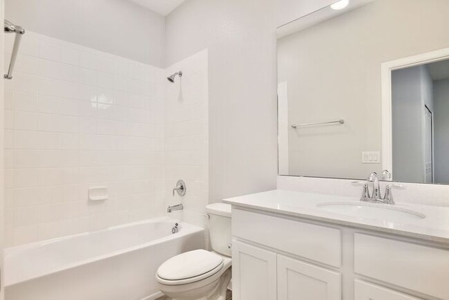 Building Photo - Gorgeous 4/3 Brand New Home with a Spaciou...