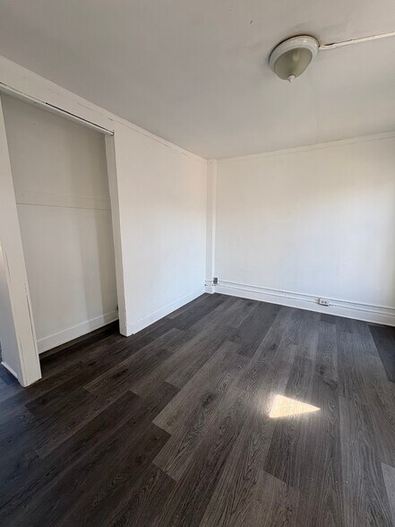 Building Photo - 942 Franklin St