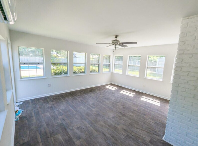 Building Photo - 107 Washington Dr