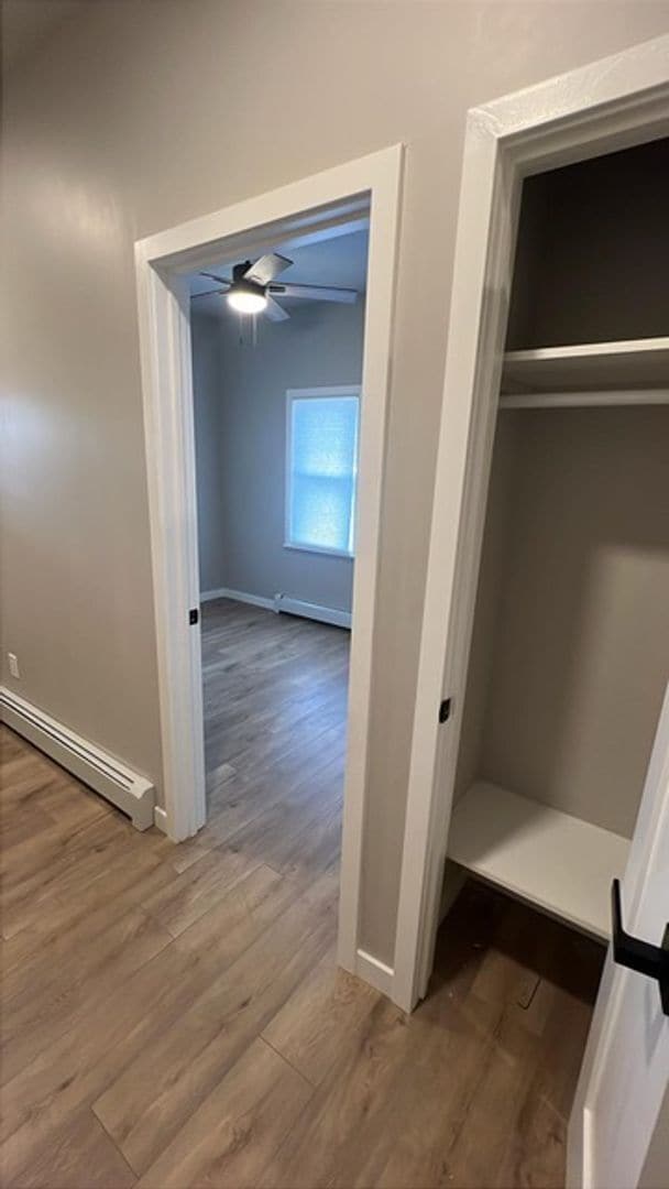 Building Photo - August 2026 Prelease! 5 Bedroom House 2 Blocks from CU