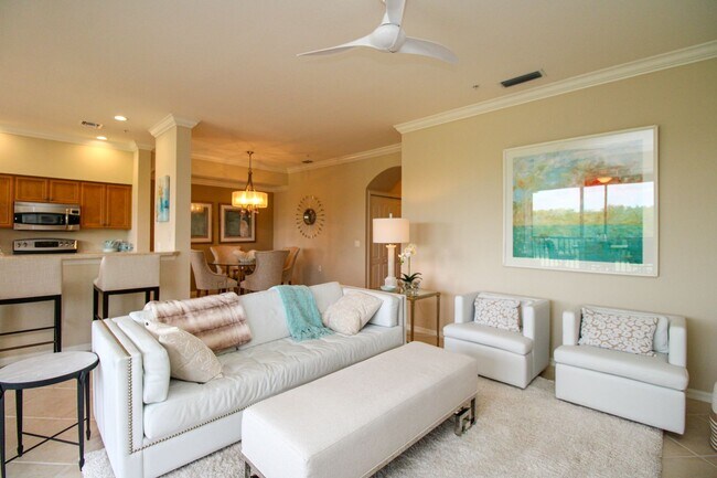Building Photo - CALLING ALL GOLF ENTHUSIASTS ** STUNNING 2...