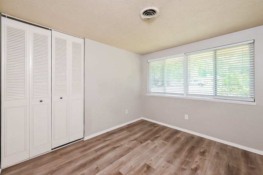 Building Photo - 1860 Suwanee Ridge Ct NW