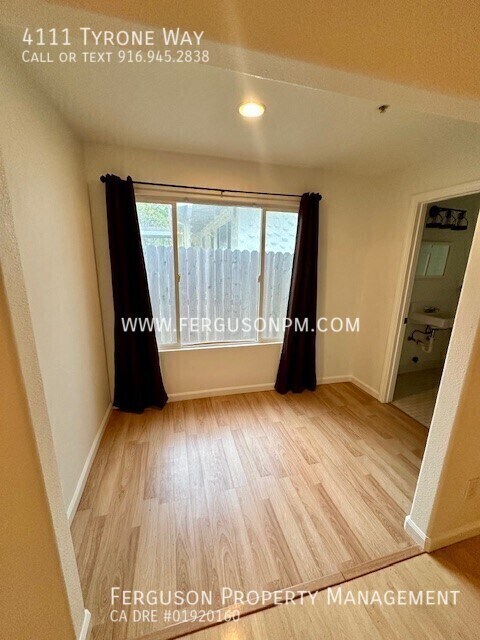 Building Photo - 4111 Tyrone Way