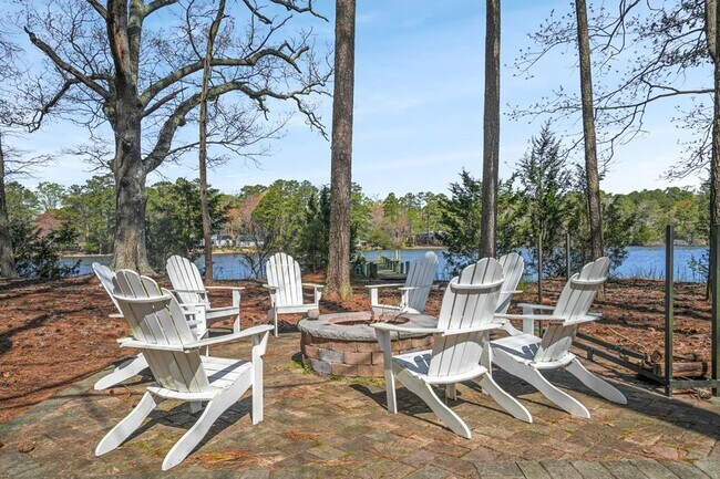 Building Photo - 14279 Eastfield Dr