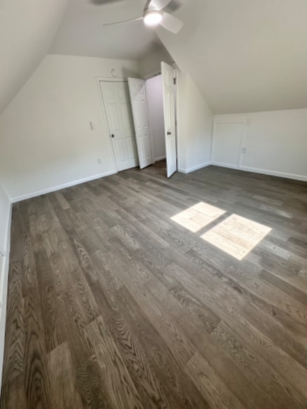 Building Photo - 1300 Hill St