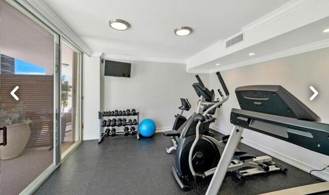 Building Photo - 5400 N Ocean Dr