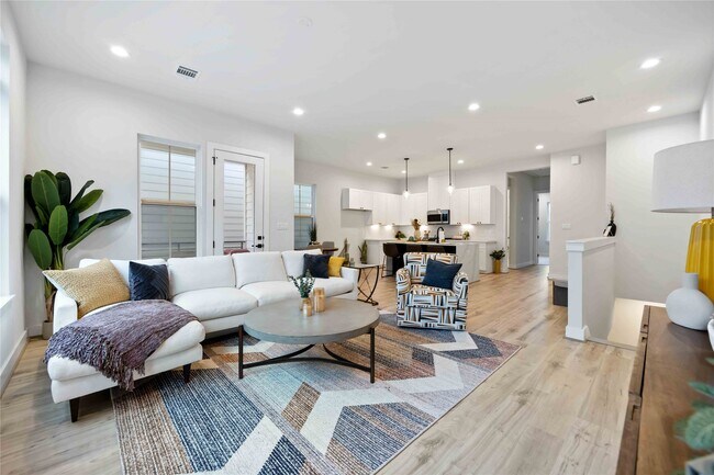 Primary Photo - 8020 Westglen Dr