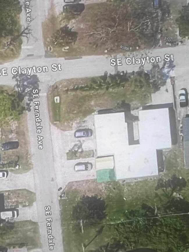 Building Photo - 3094 SE Clayton St