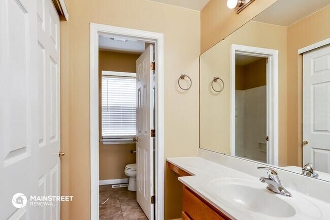 Building Photo - 5 Coachman Ct, O'Fallon, MO 63368
