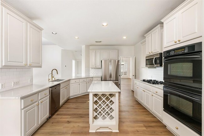 Building Photo - 2512 Rio Mesa Dr