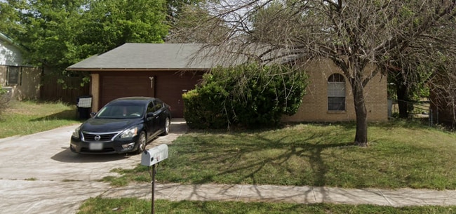 Primary Photo - 1205 Hughes Ave