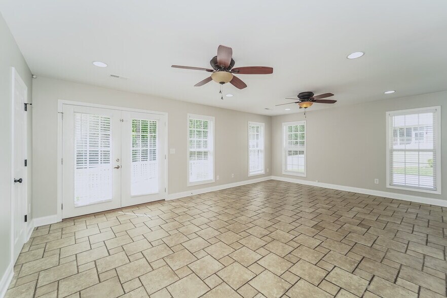 Building Photo - 14506 Buckton Ln
