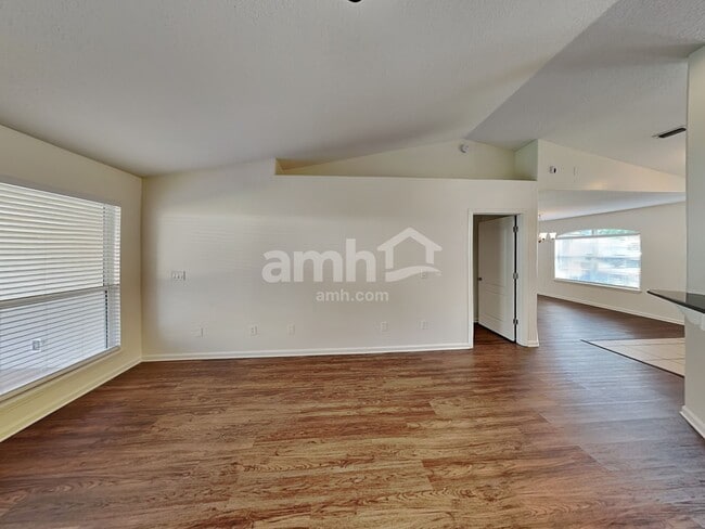 Building Photo - 1006 Bass Harbor Dr