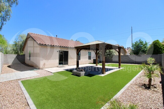 Building Photo - 3033 W Blue Sky Dr