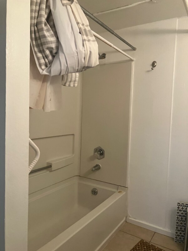 Building Photo - 192 Lubeck Rd