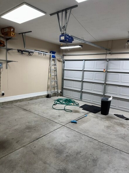 Garage view - 232 High Meadows Cir