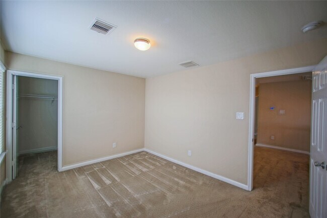 Building Photo - 24030 Buffalo Cove Ln