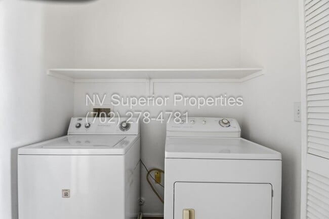 Building Photo - Henderson!!! Community: Cadence!! Brand New Carpet!! 4 Bedrooms!!! Bed & Full bath downstairs!! L...