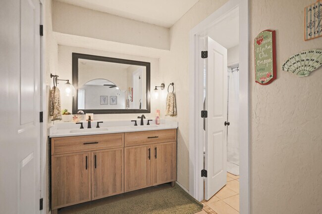 Building Photo - 4302 42nd St